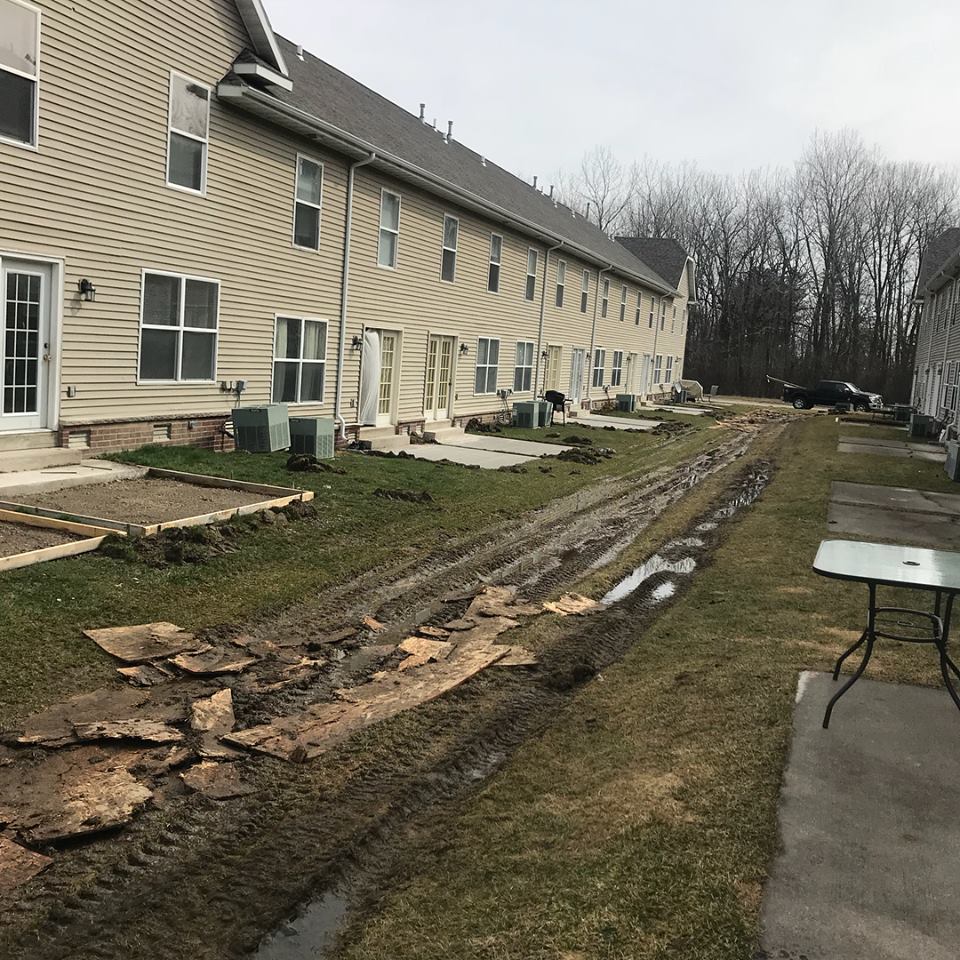 Zero lot line roofs townhomes